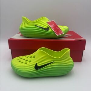 Nike React Rejuven8 Green Strike Size 4